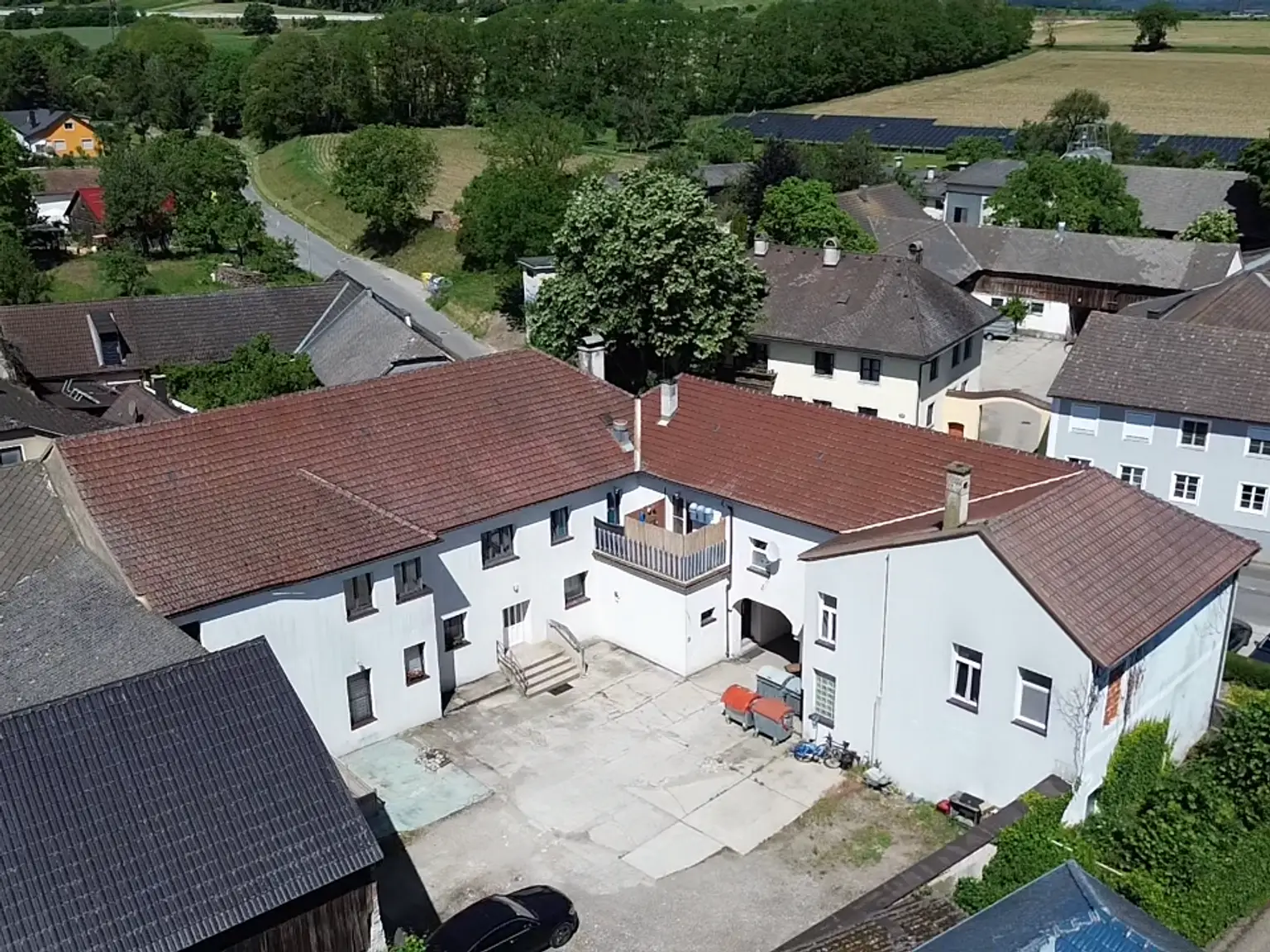 Aussenansicht via Drohne