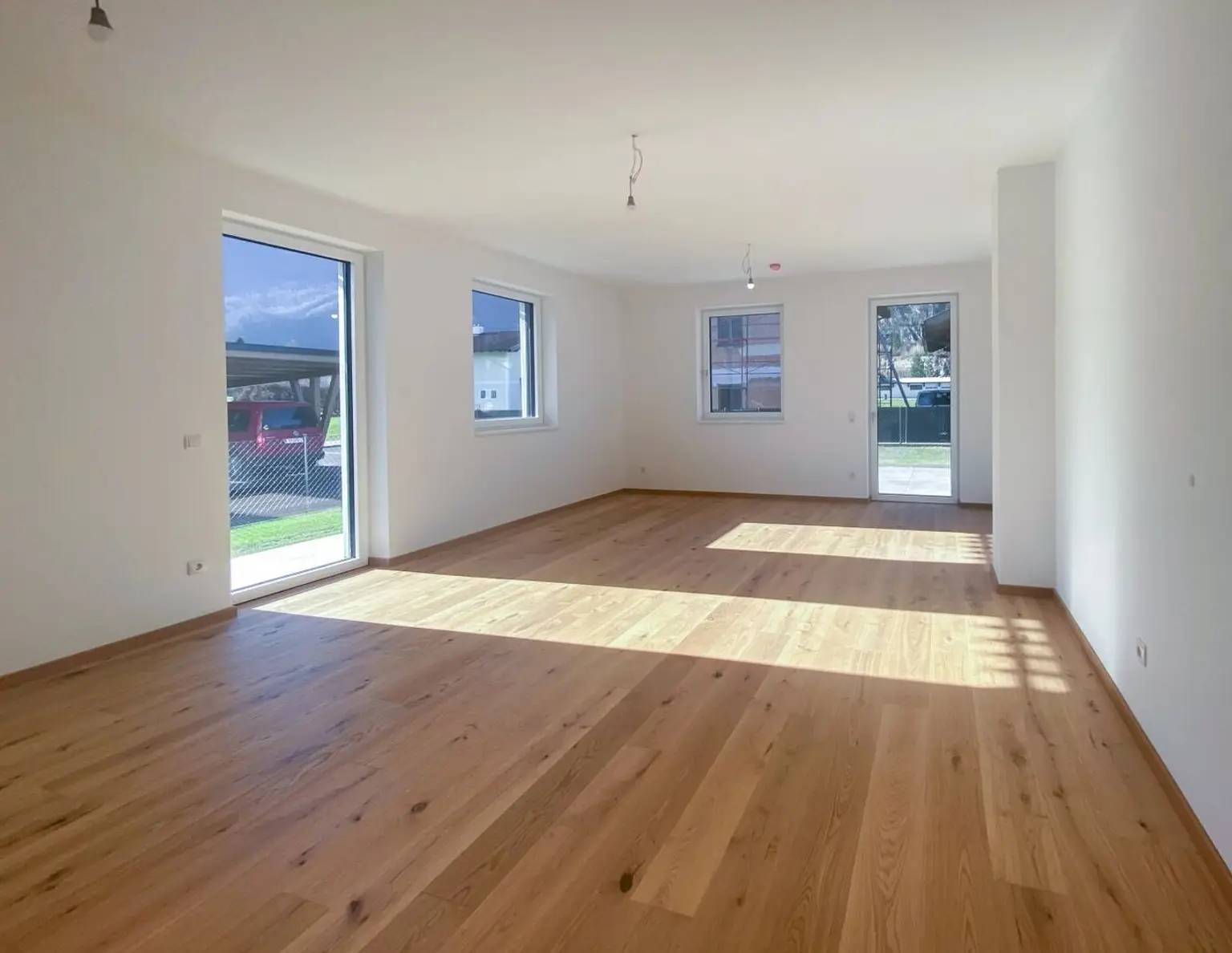 BEZUGSFERTIG! 4-ZIMMER-GARTEN-WOHNUNG MIT TERRASSE