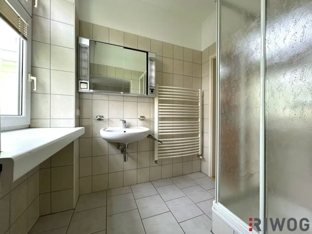 Nähe Pragerstraße und Nordbrücke*** 3 Zimmer mit separater Küche *** am Anton Anderer Platz
