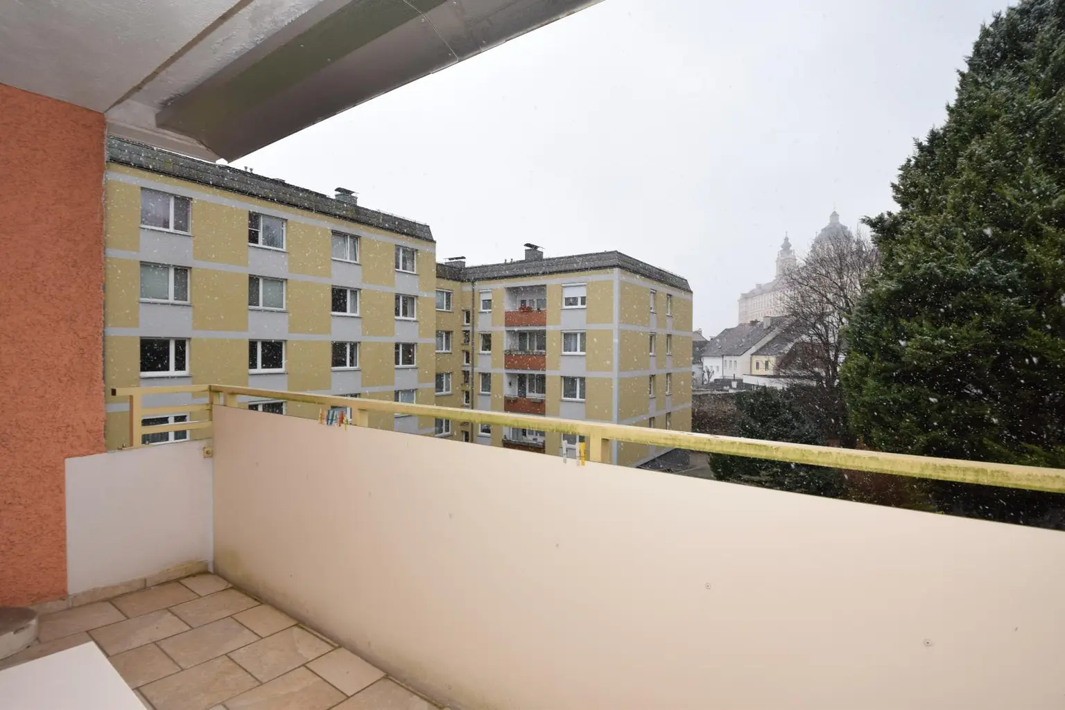 Loggia mit Blick zum Stift