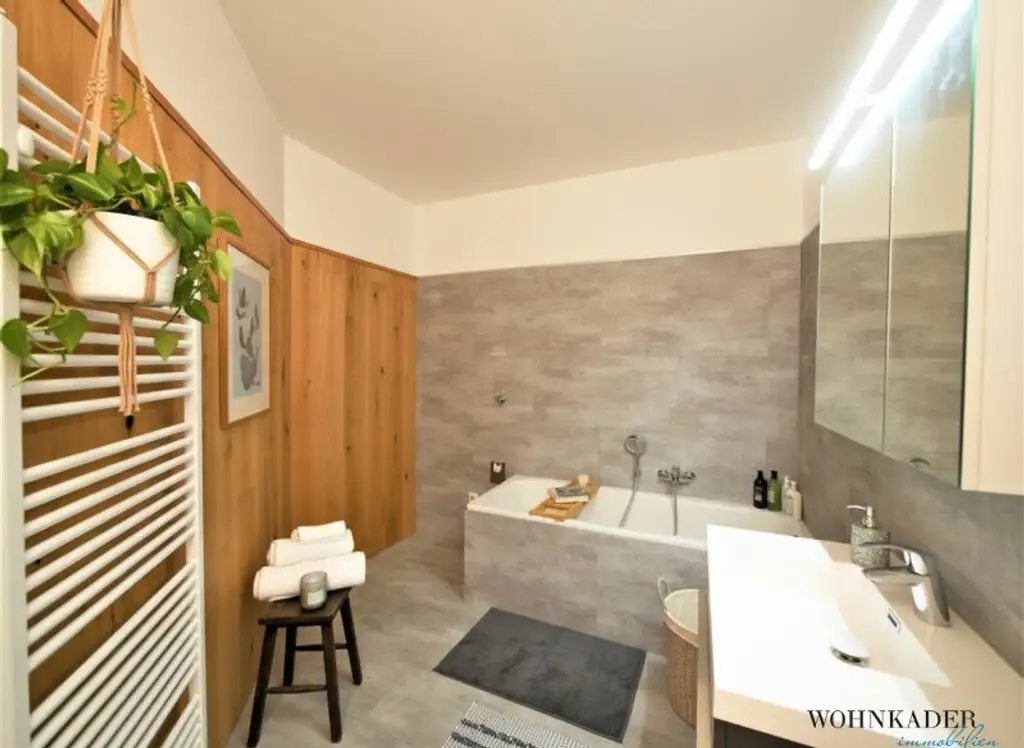 Charmante 2-Zimmer-Wohnung mit Südausrichtung mit eigenem Garagenstellplatz