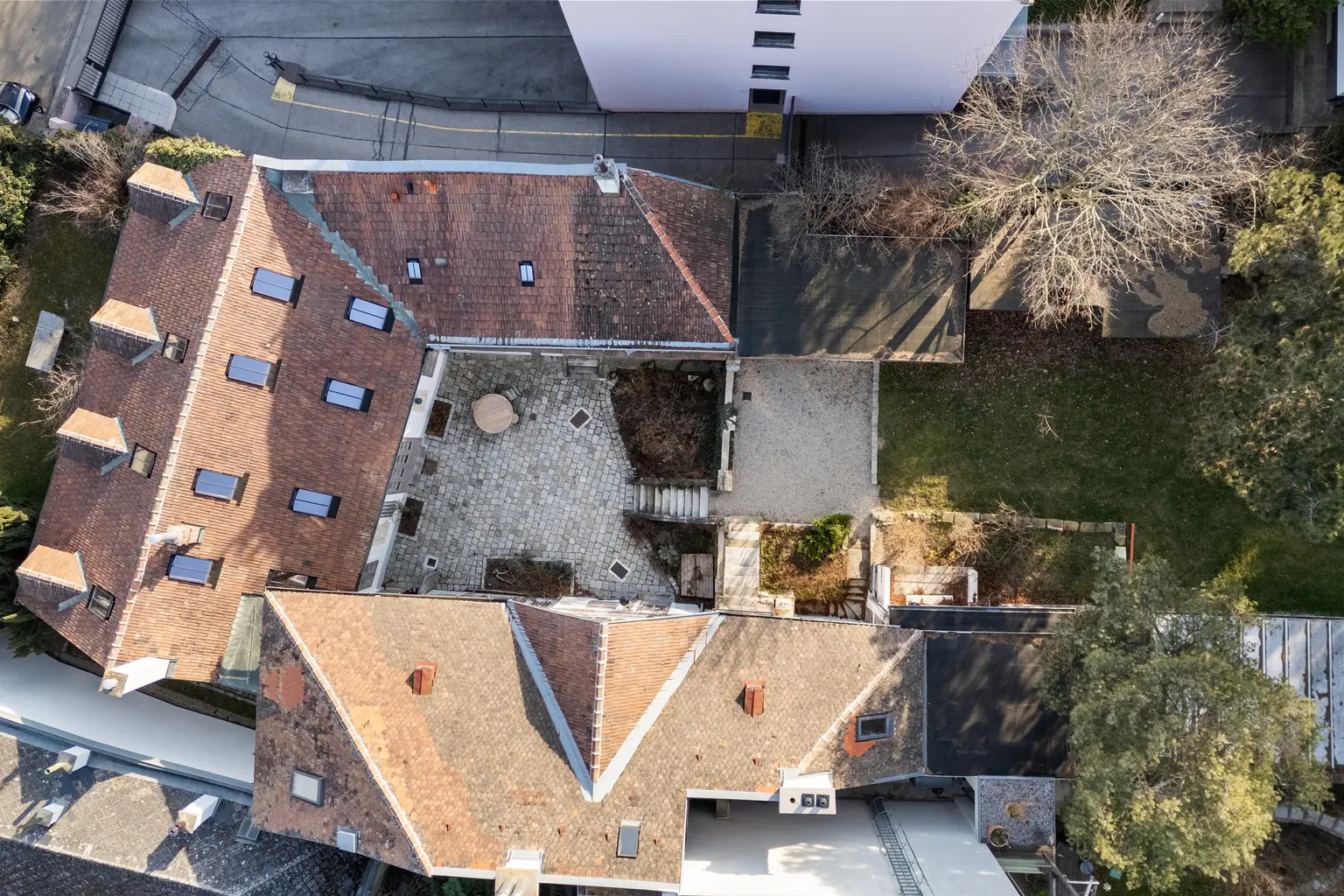 Wo Geschichte lebendig wird - Romantische Villa mit Park