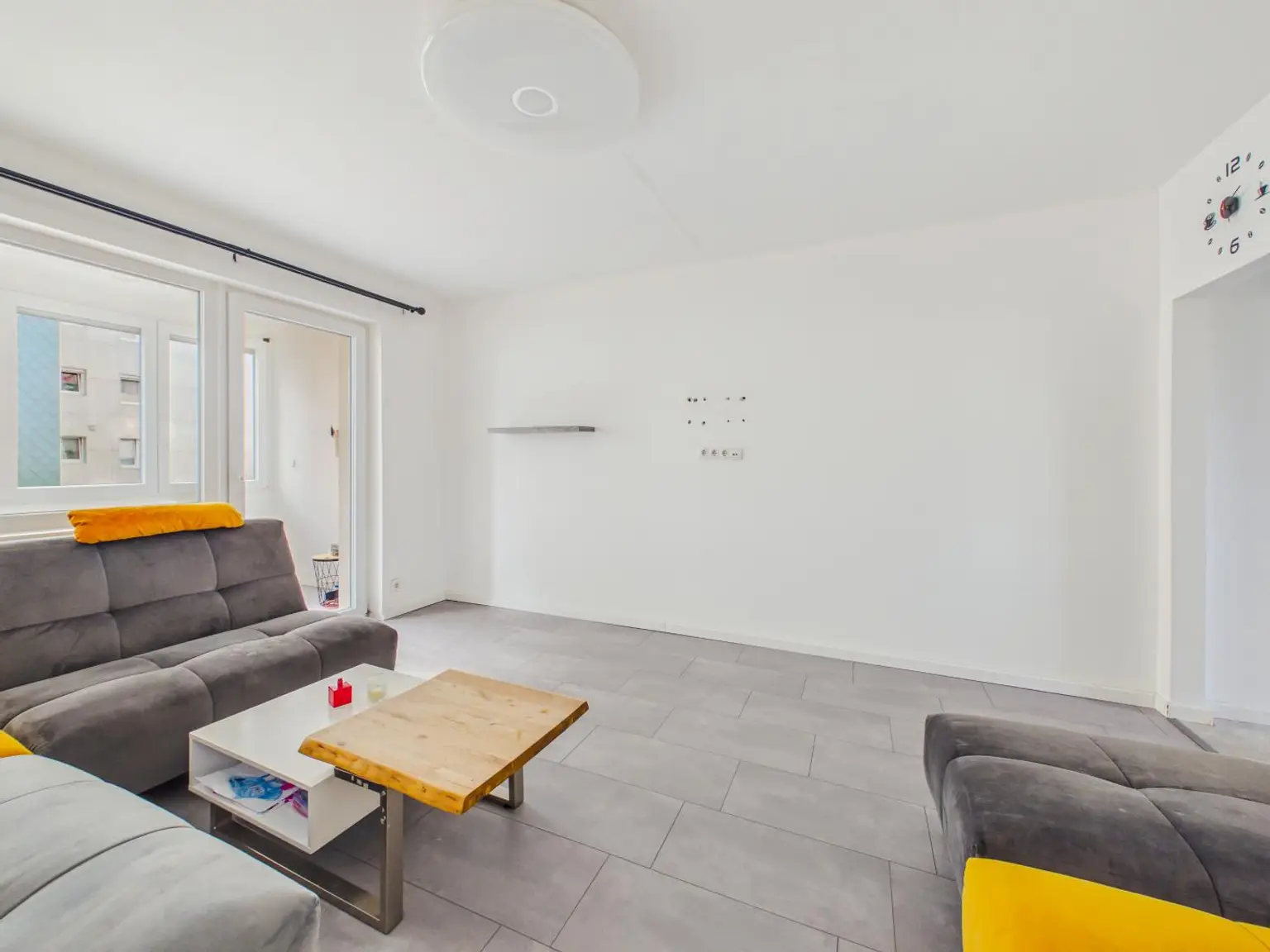 Wohnzimmer 6