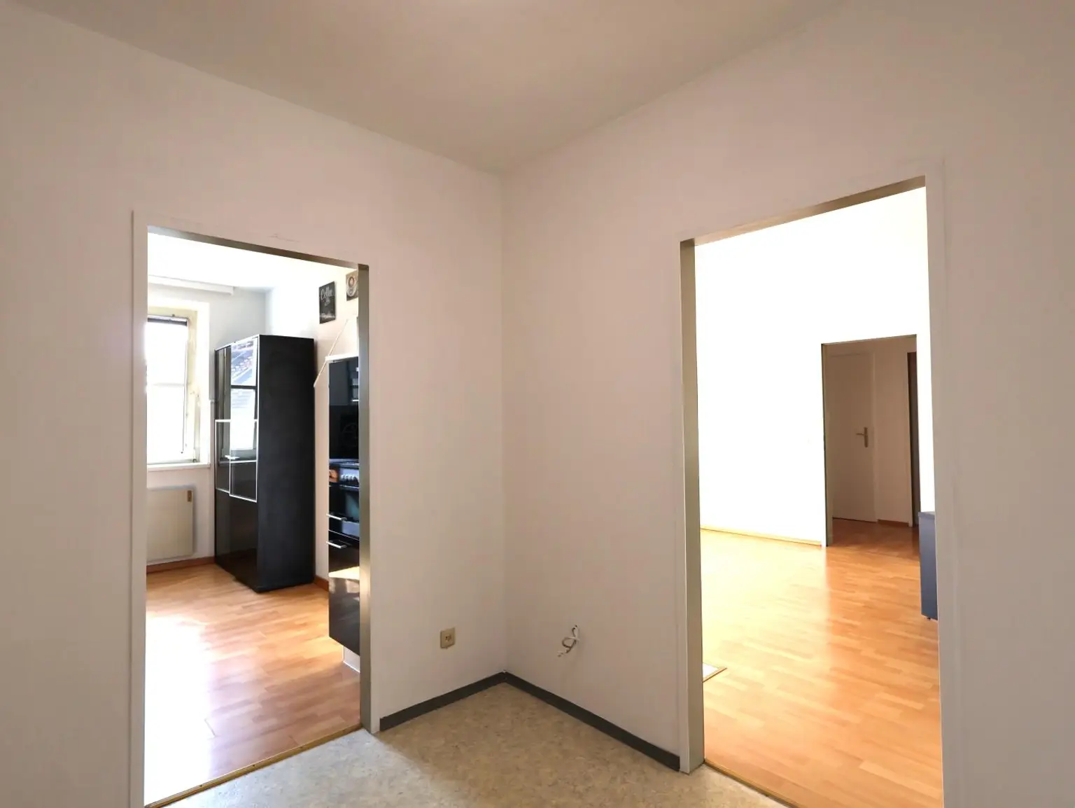 geräumige Garderobe