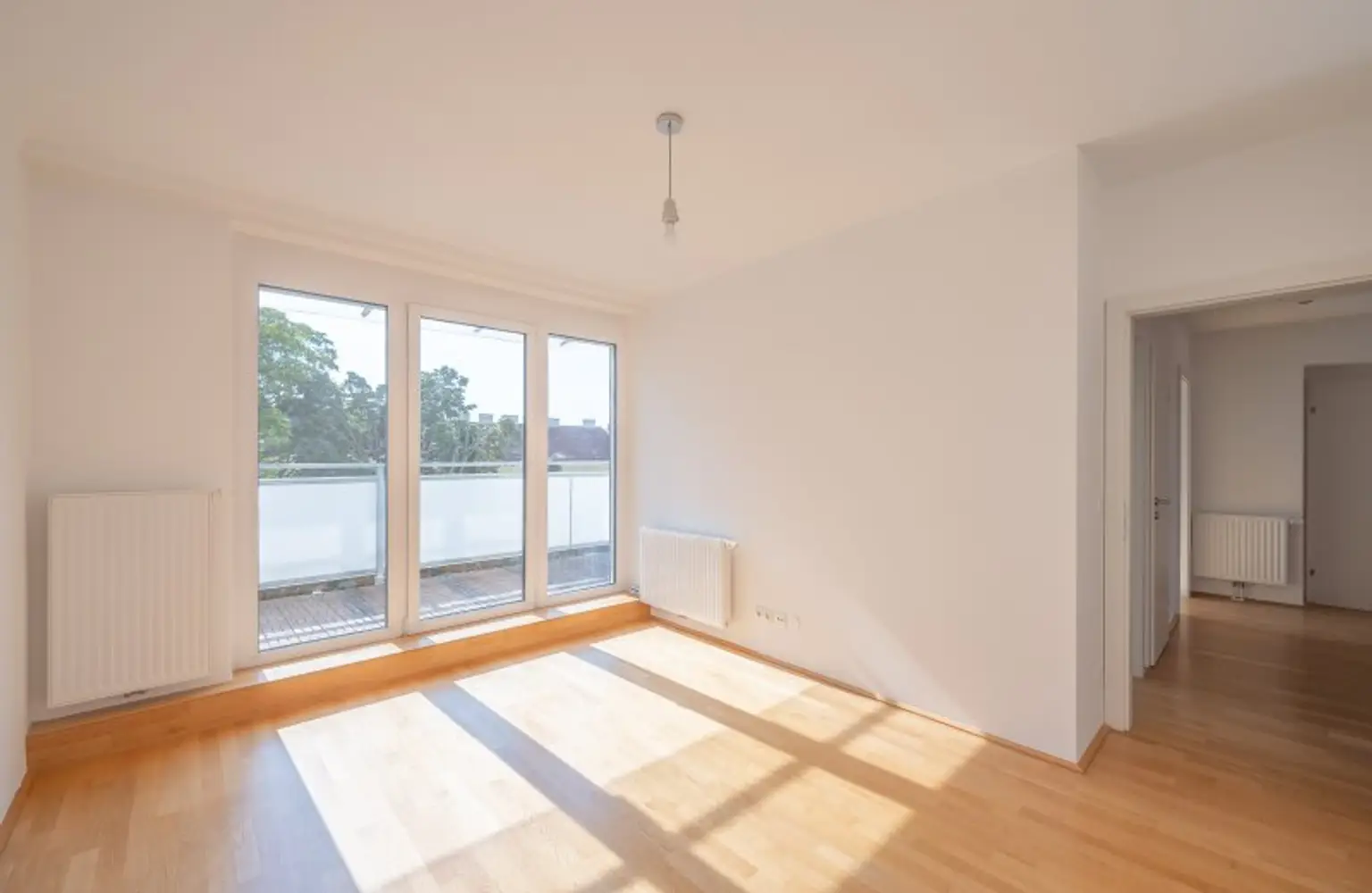+++ NEU +++ helle 3-ZIMMER TRAUMWOHNUNG MIT 2 TERRASSEN, optimale Aufteilung, letzter Stock, Küche separat. Tolle Lage! ++++