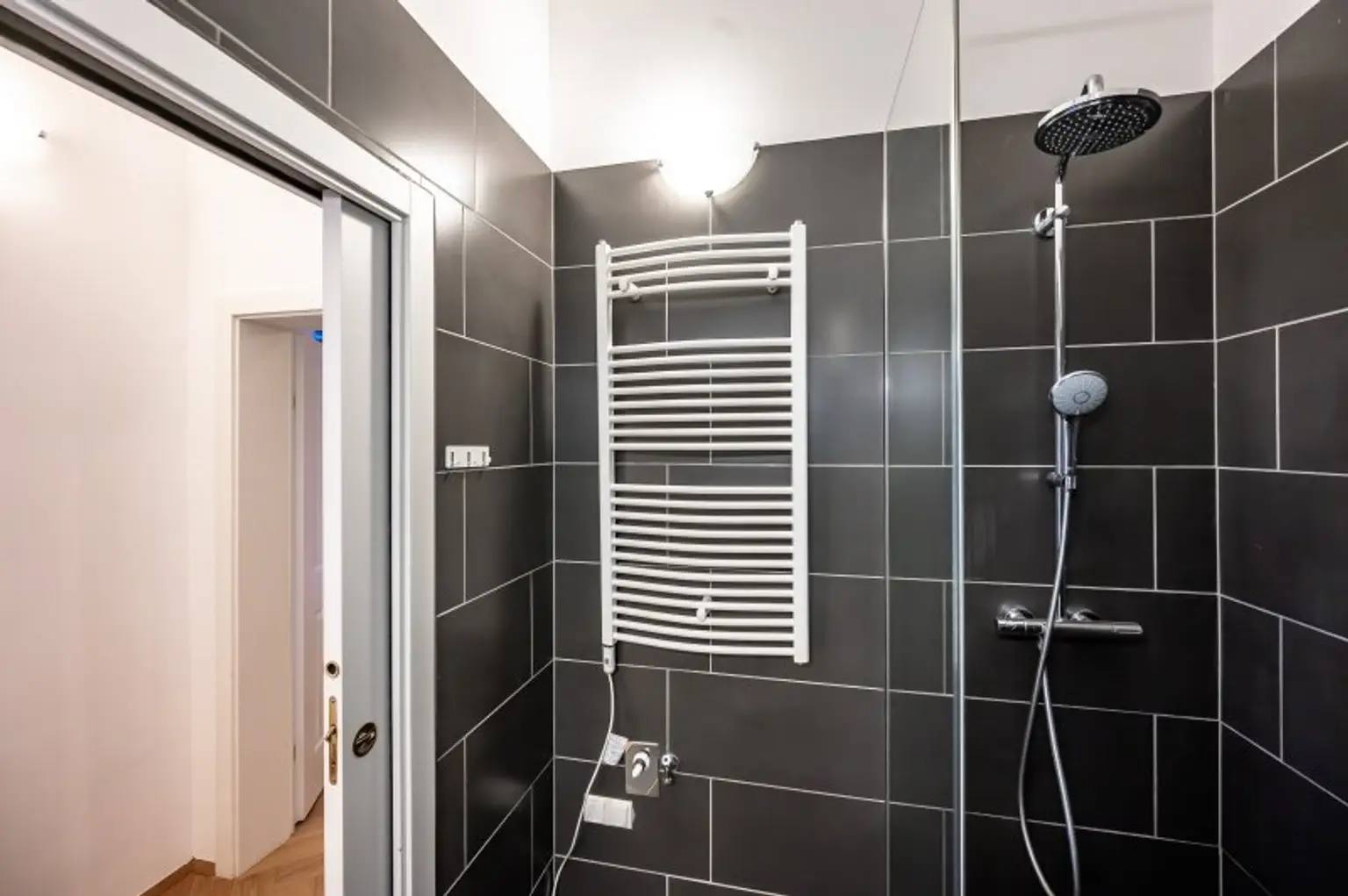 ++NEU++ Fantastische 2-Zimmer Altbauwohnung in bester Lage des 2. Bezirks mit Balkon