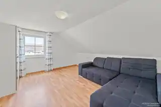 Schlafzimmer DG