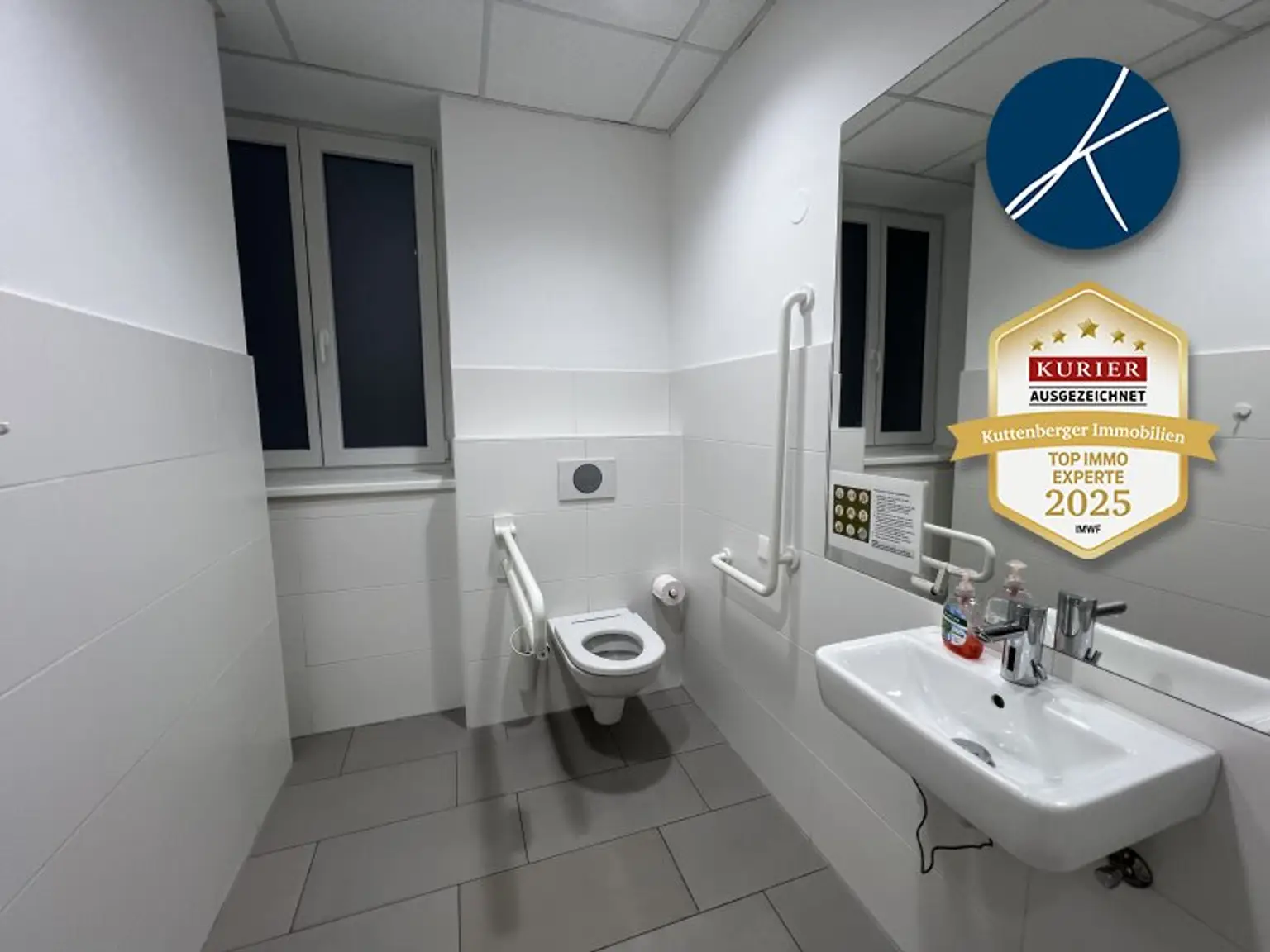 ABLÖSEFREI: Vis a Vis WIENER STADTHALLE - Lebensmittelgeschäft oder Sanierte Schulungs-, Geschäfts-, Büroräumlichkeiten