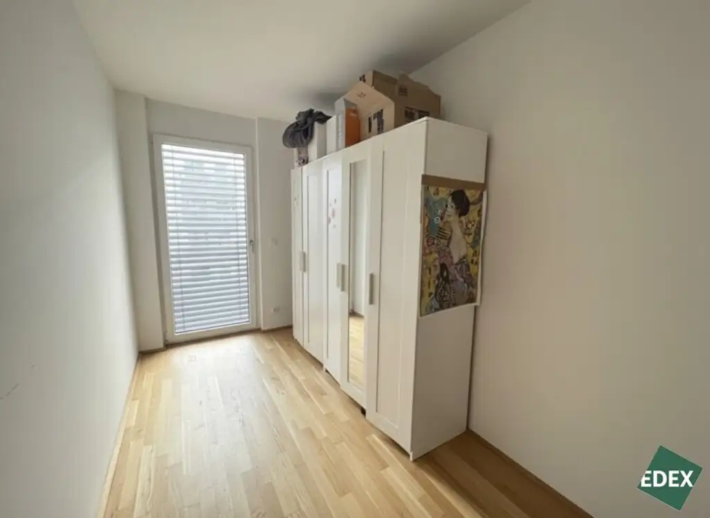 Perfekt für Singles & Paare: 2-Zimmer-Wohnung mit Balkon nahe U1 Rennbahnweg