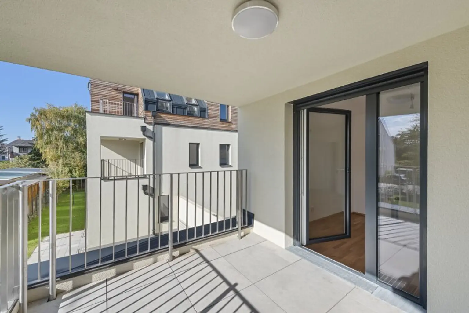 Entzückende 2-Zimmer Wohnung mit Balkon an der Lobau!