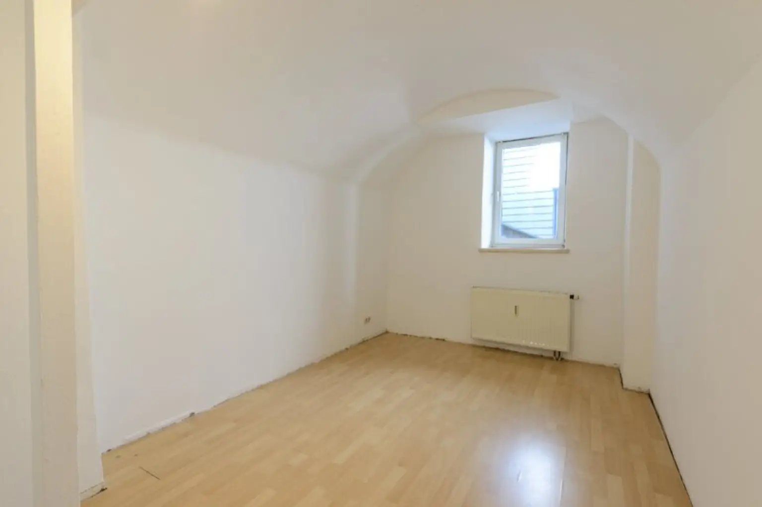 4-Zimmer-Stadtwohnung mit vielfältiger Nutzungsmöglichkeit