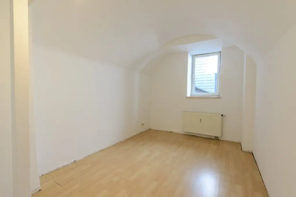 4-Zimmer-Stadtwohnung mit vielfältiger Nutzungsmöglichkeit