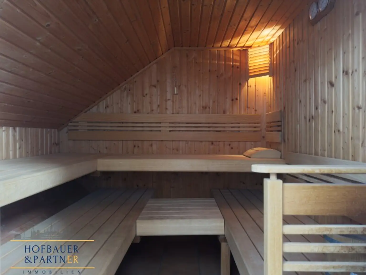 Exklusive Dachgeschoss-Maisonette mit Terrasse in bester Lage des 3. Bezirks
