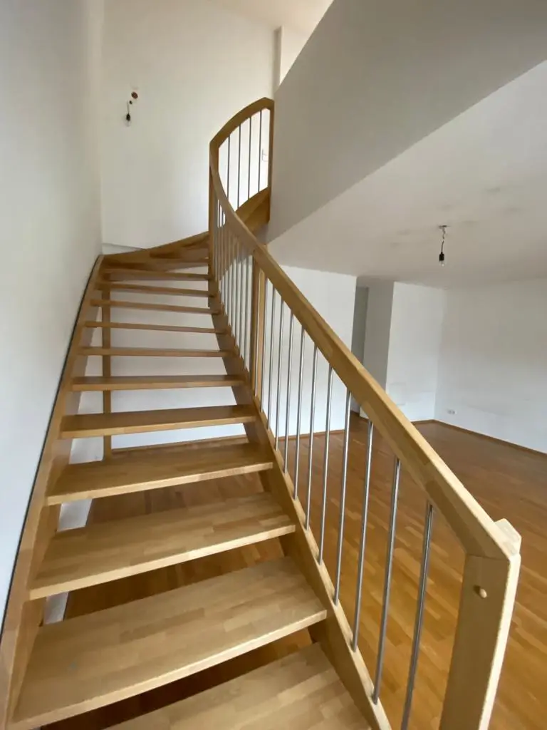 Stabile Wertanlage - befristet vermietet bis 2029 - DG Maisonette I 3 Zimmer I Galerie I Terrasse