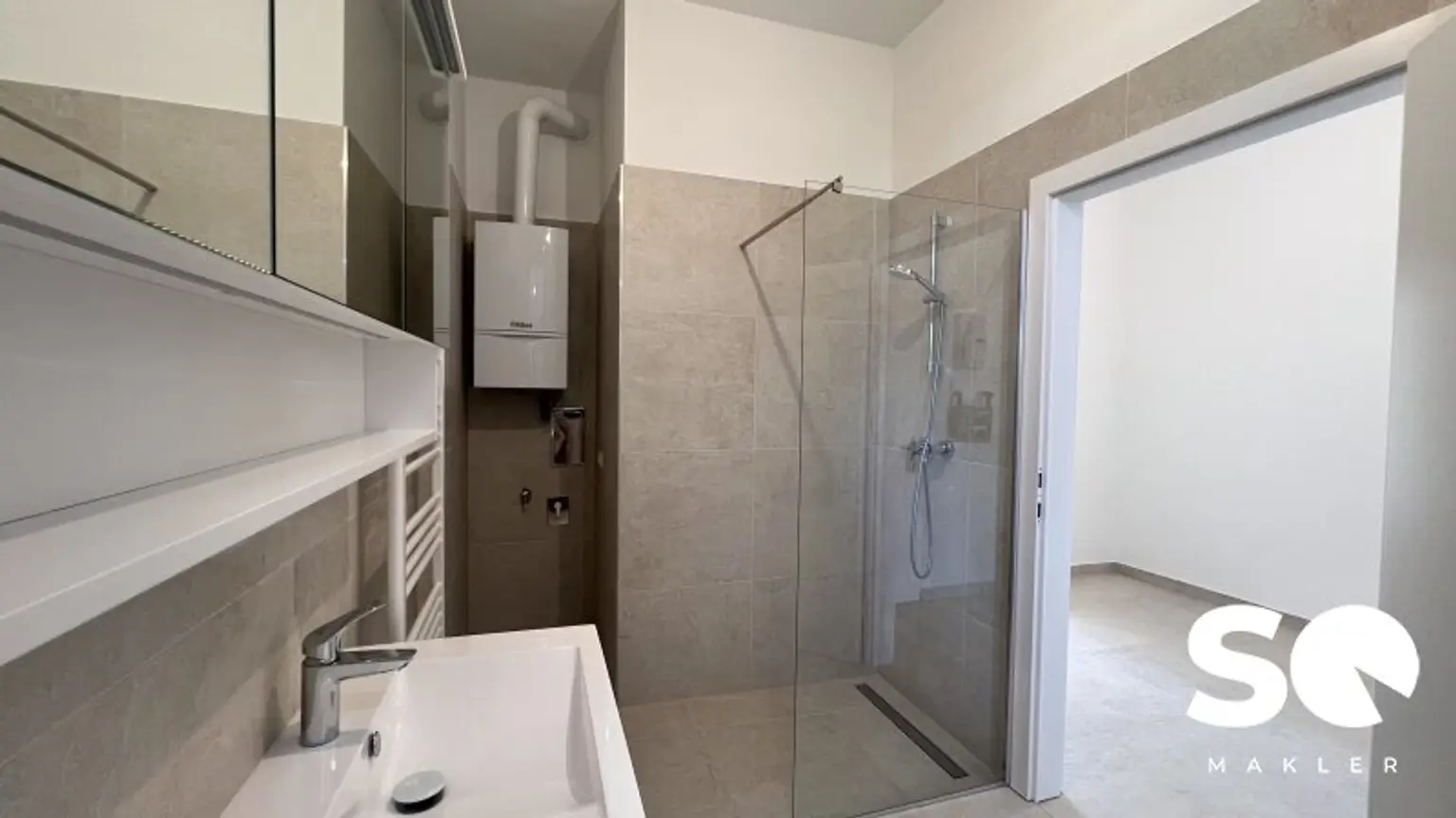 # SQ - ERSTBEZUG - 3 ZIMMER WOHNUNG NÄHE TABORSTRASSE - BLUMAUERGASSE - 3 STOCK OHNE LIFT