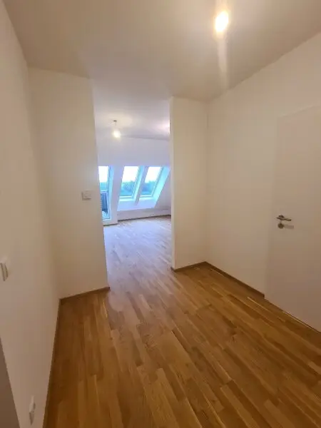 Neubau-Erstbezug - 1 Zimmer mit Außenfläche und sehr großer Gemeinschaftsterrase ca. 60 m² - unweit der U2 Station Stadlau