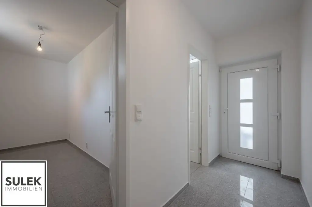 Einfamilienhaus in absoluter Traumlage am Schafberg // Dachterrasse mit Weitblick über die Stadt!