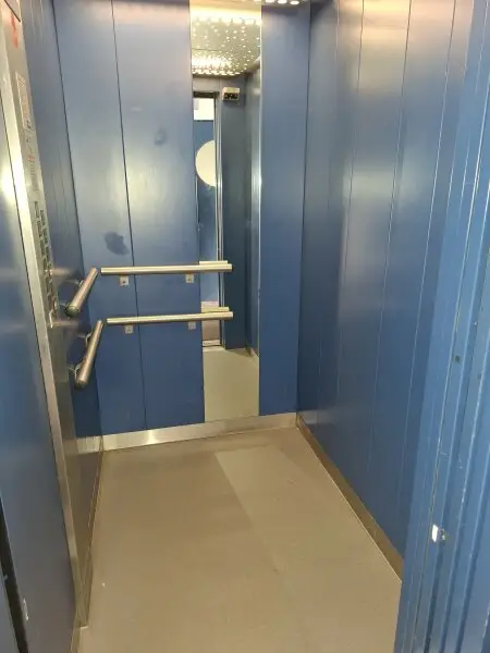 3 ZIMMER  WOHNUNG - HELL und RUHIG ab 01.10.2025