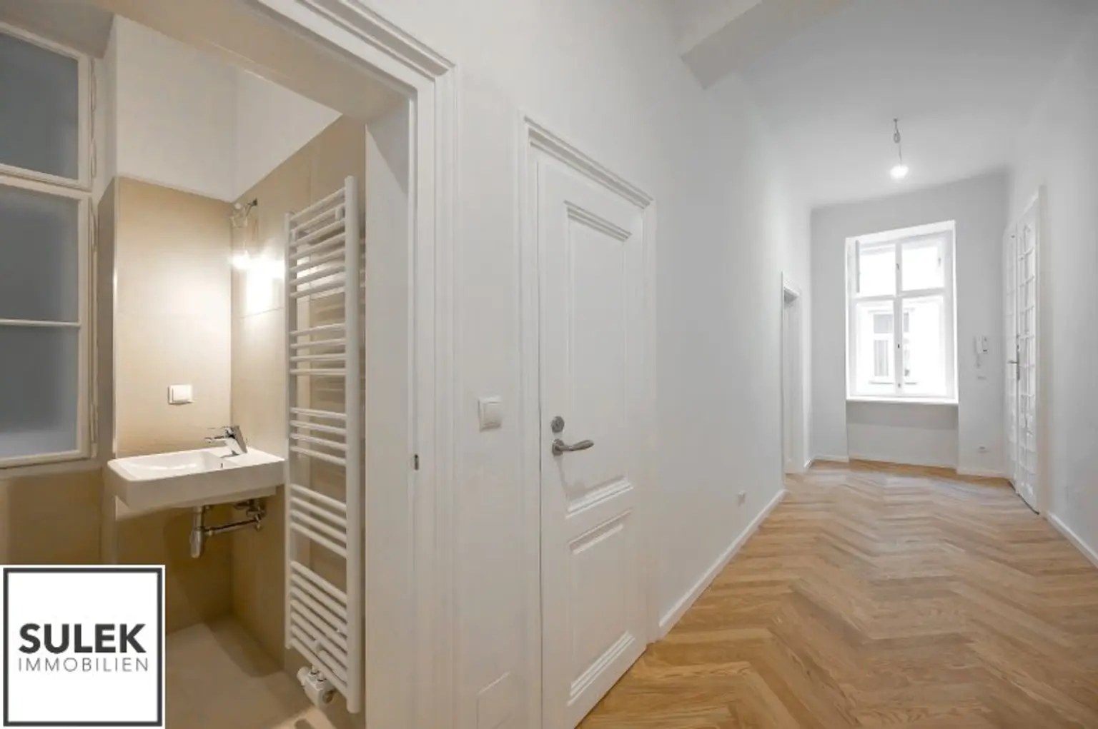 *** Fugbachgasse 7: Generalsanierte 3 Zimmer Altbauwohnung mit praktischem Grundriss und Balkon *** Nähe Augarten ***