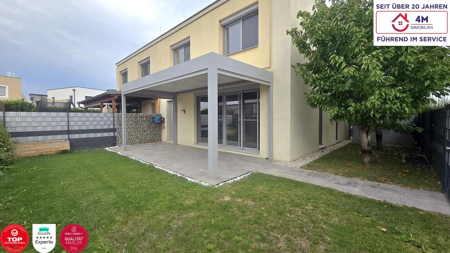 4-Zimmer-Doppelhaushälfte mit Photovoltaik und 3 Stellplätzen