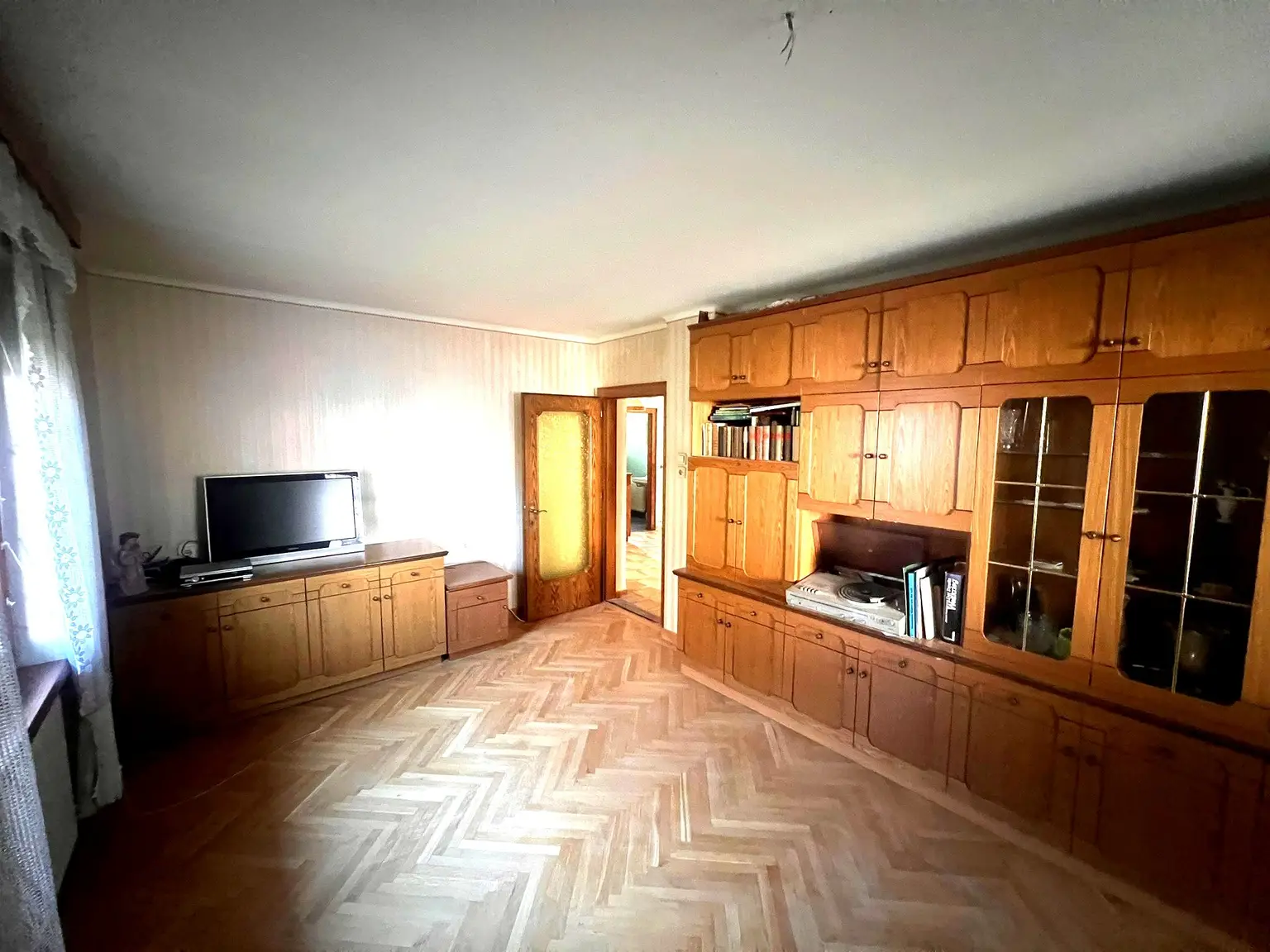 Familienhit mit Potential: Haus inkl. Keller, großer Garten u. Top-Anbindung