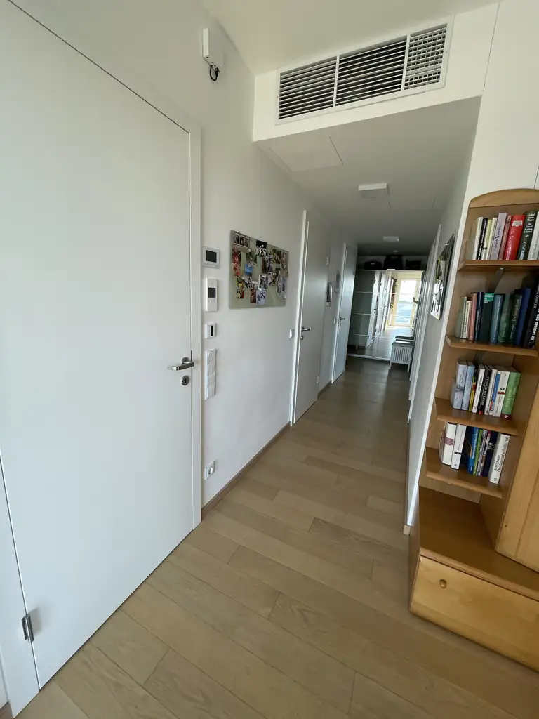 Helio Tower - 3 Zimmer - 31.Etage - Balkon mit sensationellem Blick über Wien!