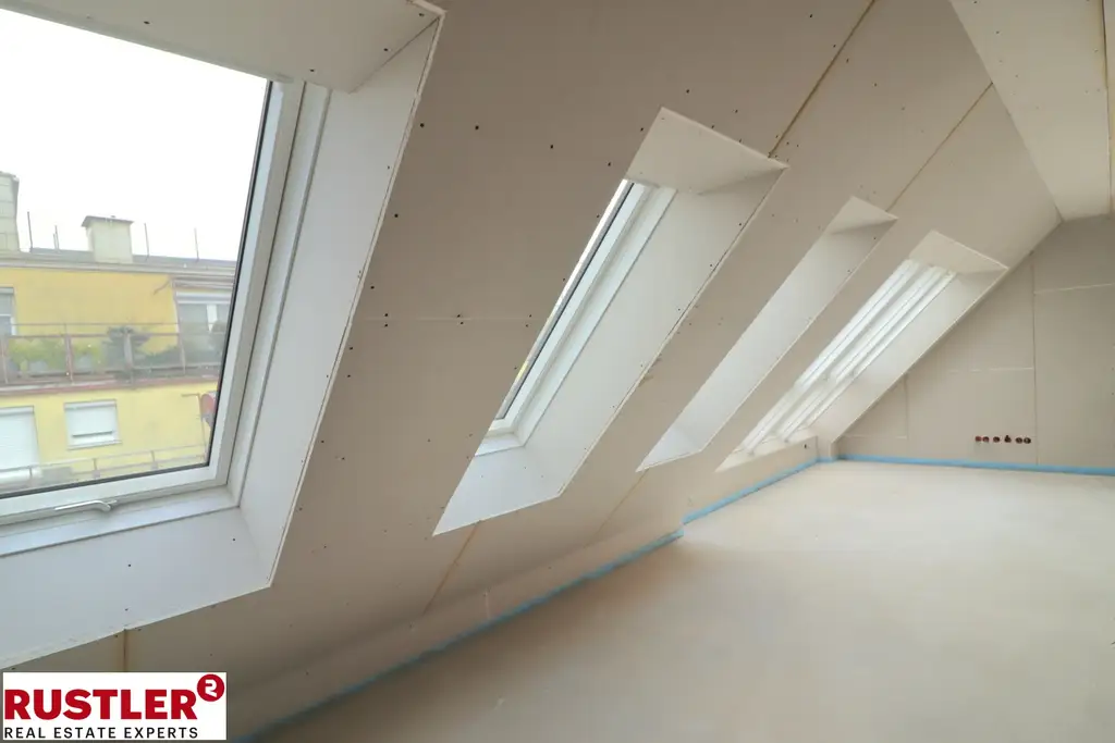 3 Zimmer - DG-Maisonette mit Terrasse - Nähe Kutschkermarkt