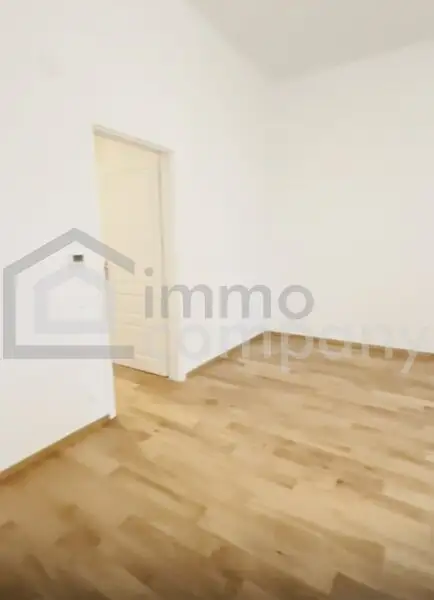 Moderne Wohnung zum Wohnen oder für Ihr neues Geschäft: einen Schönheitssalon, ein Café, eine Praxis! 3. Bezirk! U3