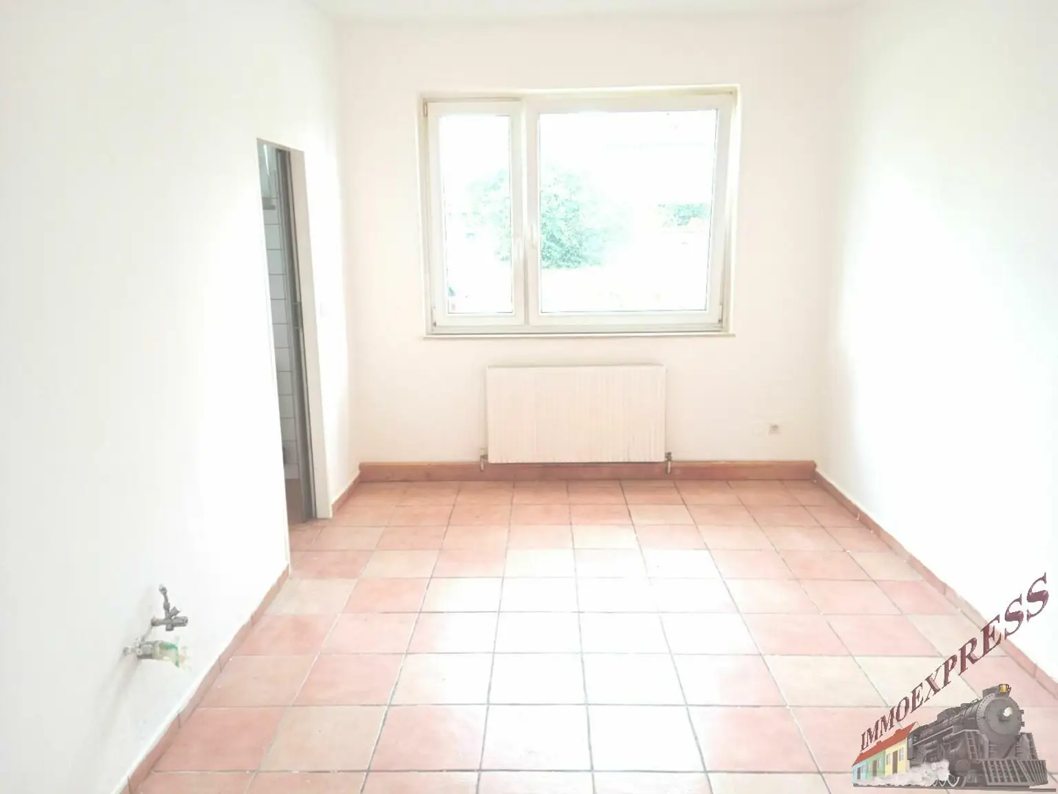2542Leobersdorf, UNBEFRISTET! sonnige, große 2 Zimmer,Vaillant Gasetagenheizung+ Kachelofen