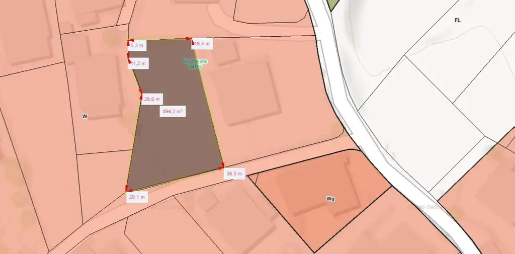 Ihr privater Park im Herzen von Tösens – Großzügiges Wohnen mit Entwicklungspotenzial - in Best-Lage!