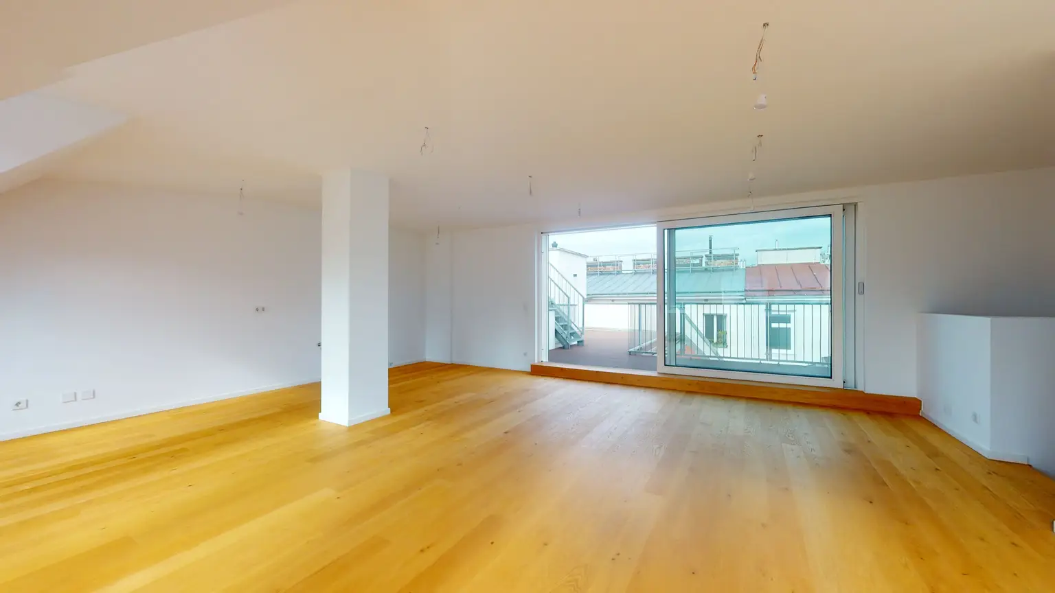 "Urban Oasis" - Moderne DG-Wohnung mit unvergleichlicher Dachterrasse