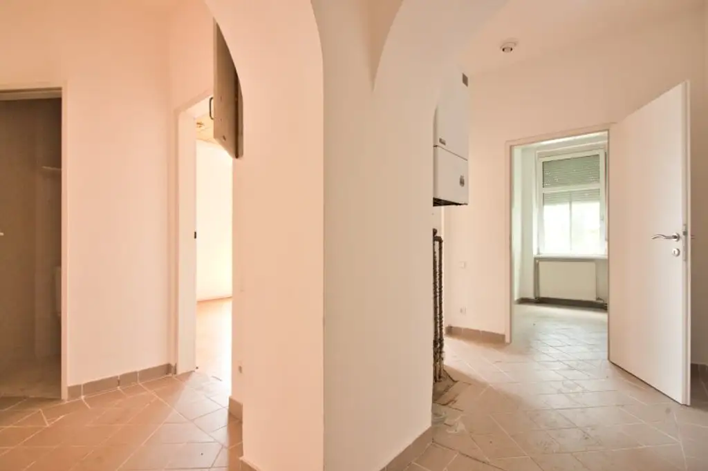 Top Grundriss | gepflegte, helle 2-Zimmer-Wohnung mit separater Küche | Kurzzeitvermietung möglich