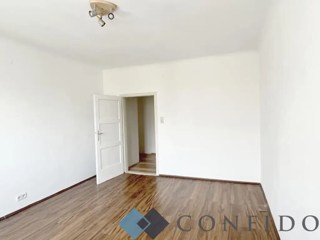 Mitten in Ottakring! Ruhelage - toller Grundriss - Gestaltungspotenzial!