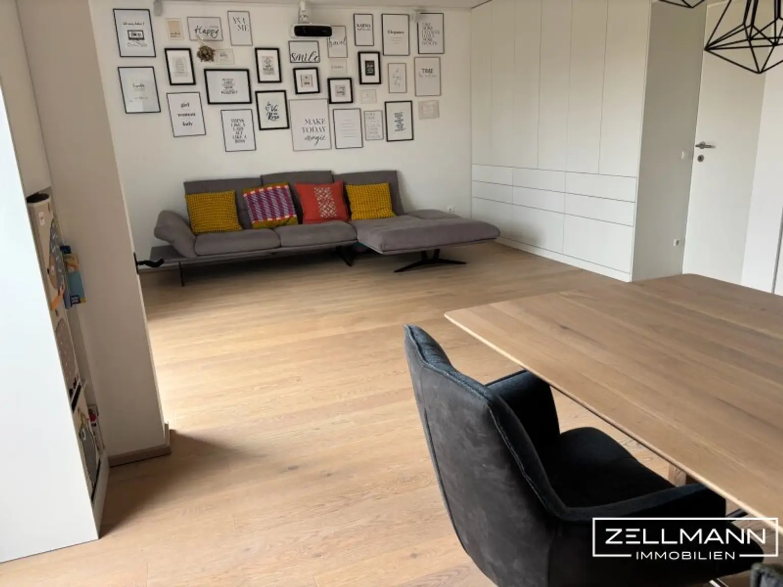 „Wohnen mit Stil: 3-Zimmer-Maisonette plus Tiefgarage“ | ZELLMANN IMMOBILIEN