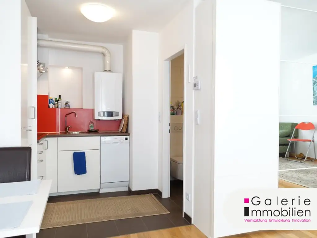 Schöne, helle und ruhige 1-Zimmer-Wohnung mit U-Bahn und Bus in Gehweite!