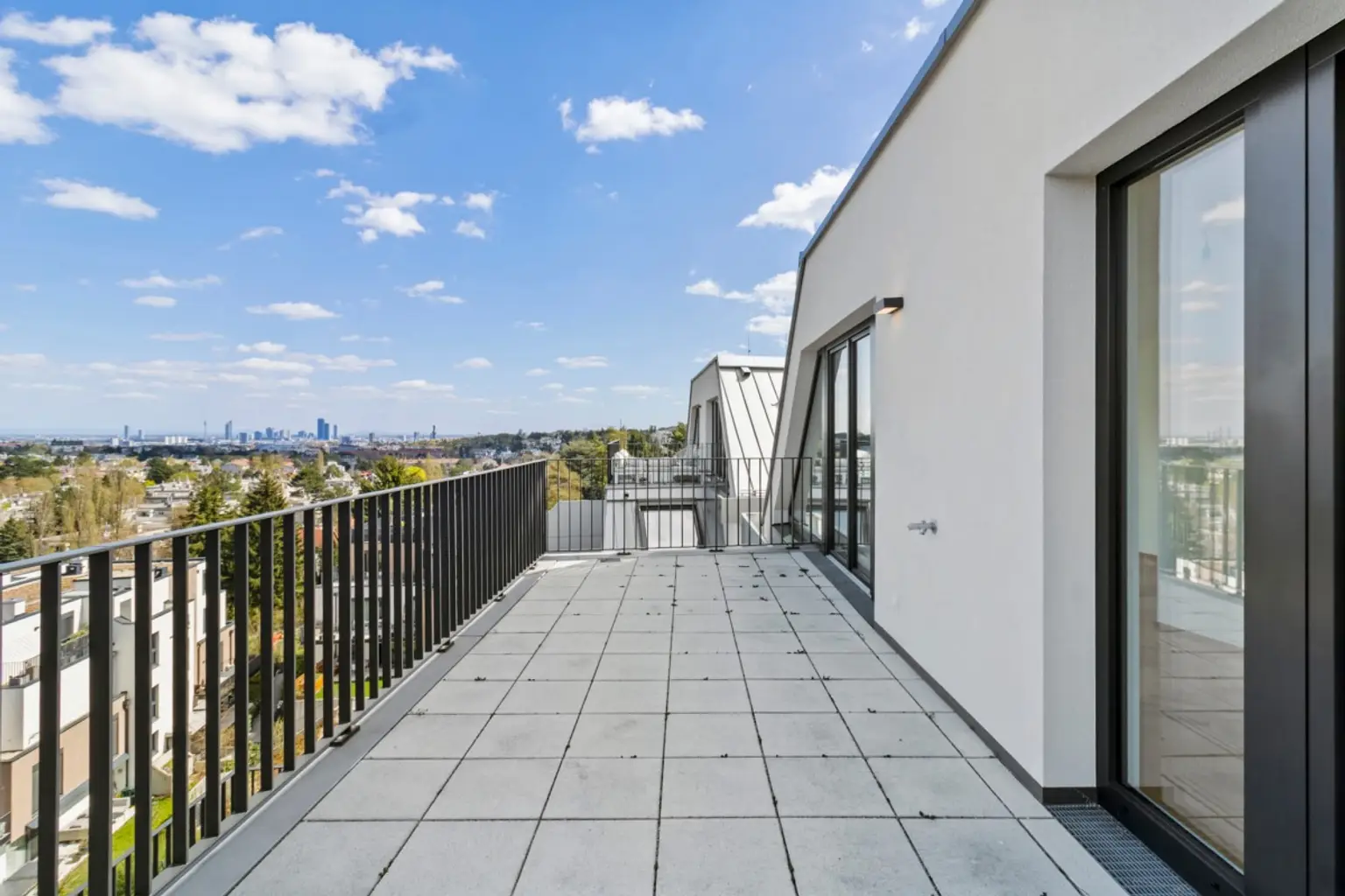 Ii | ++ SKYLINE FEELING PUR ++ PENTHOUSE mit WIENBLICK | Prima Service Immobilien