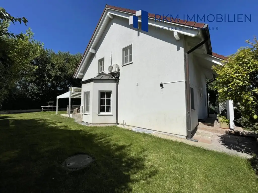 Traumhaftes Einfamilienhaus in Wien: 7 Zimmer, Garage und viel Platz für Ihre Familie!