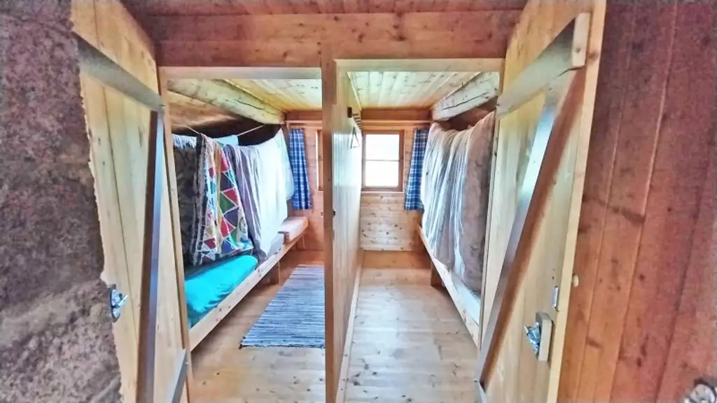 MIETE: ACHTUNG! Tiroler Almhütte mit FREIZEITWOHNSITZ auf 1700m