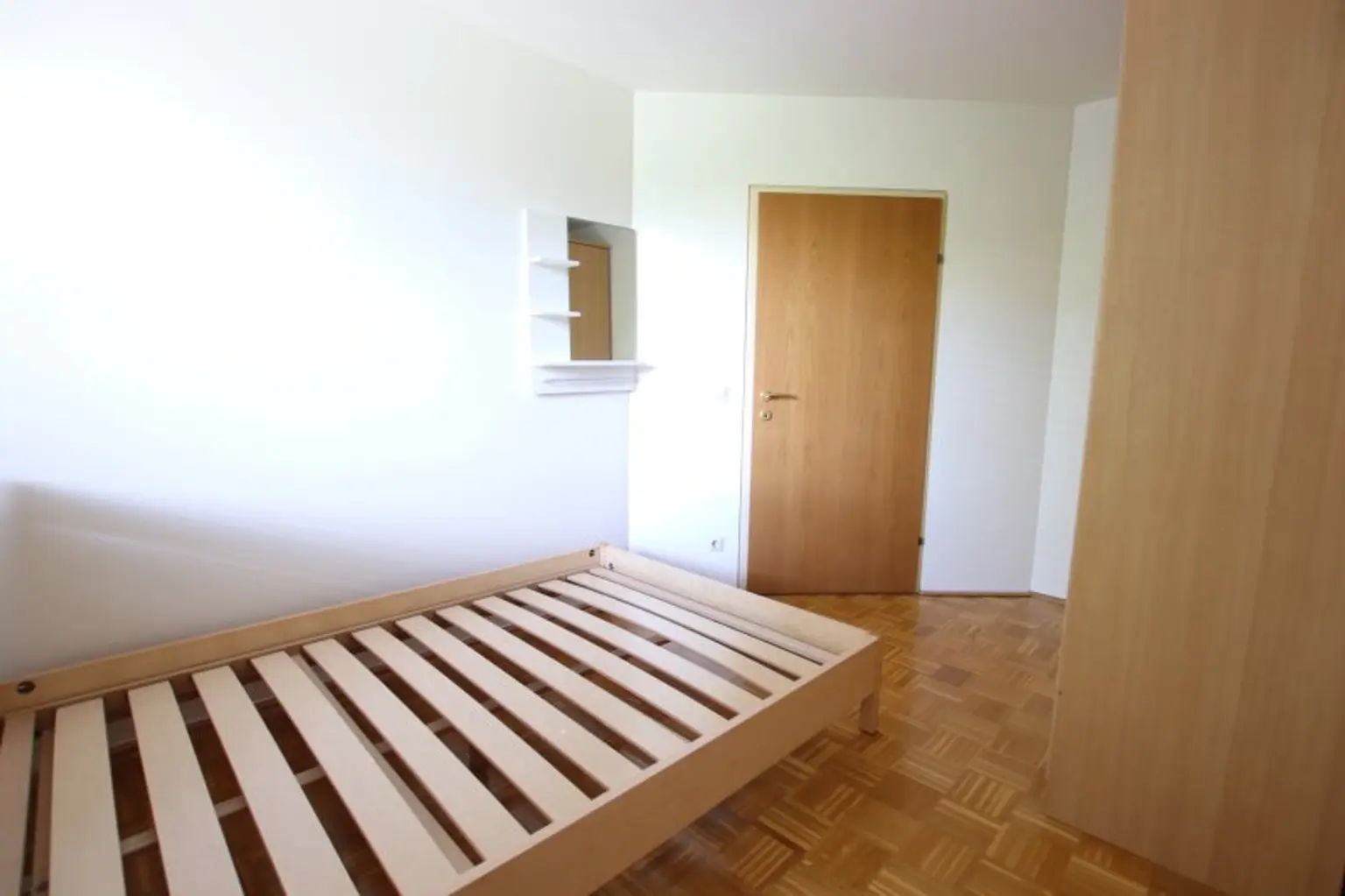 Schöne 2 Zi Wohnung mit Loggia in Waidmannsdorf