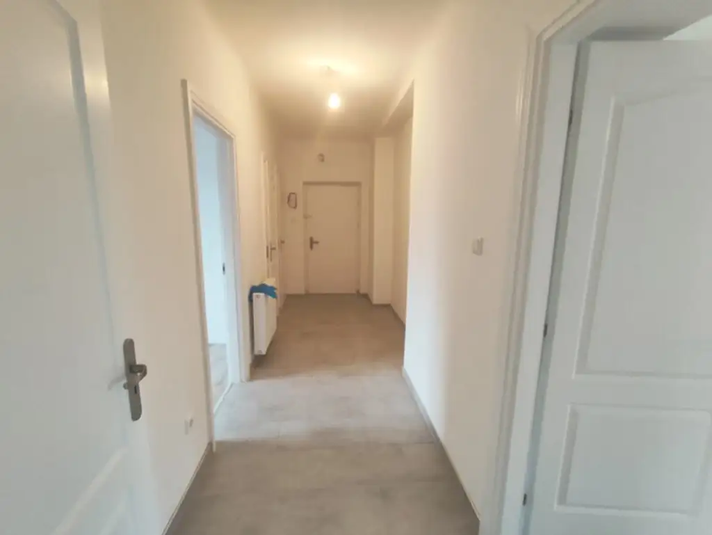 Frisch renovierte Eigentumswohnung mit 2 Balkonen in Siegendorf – Ihr neues Zuhause!