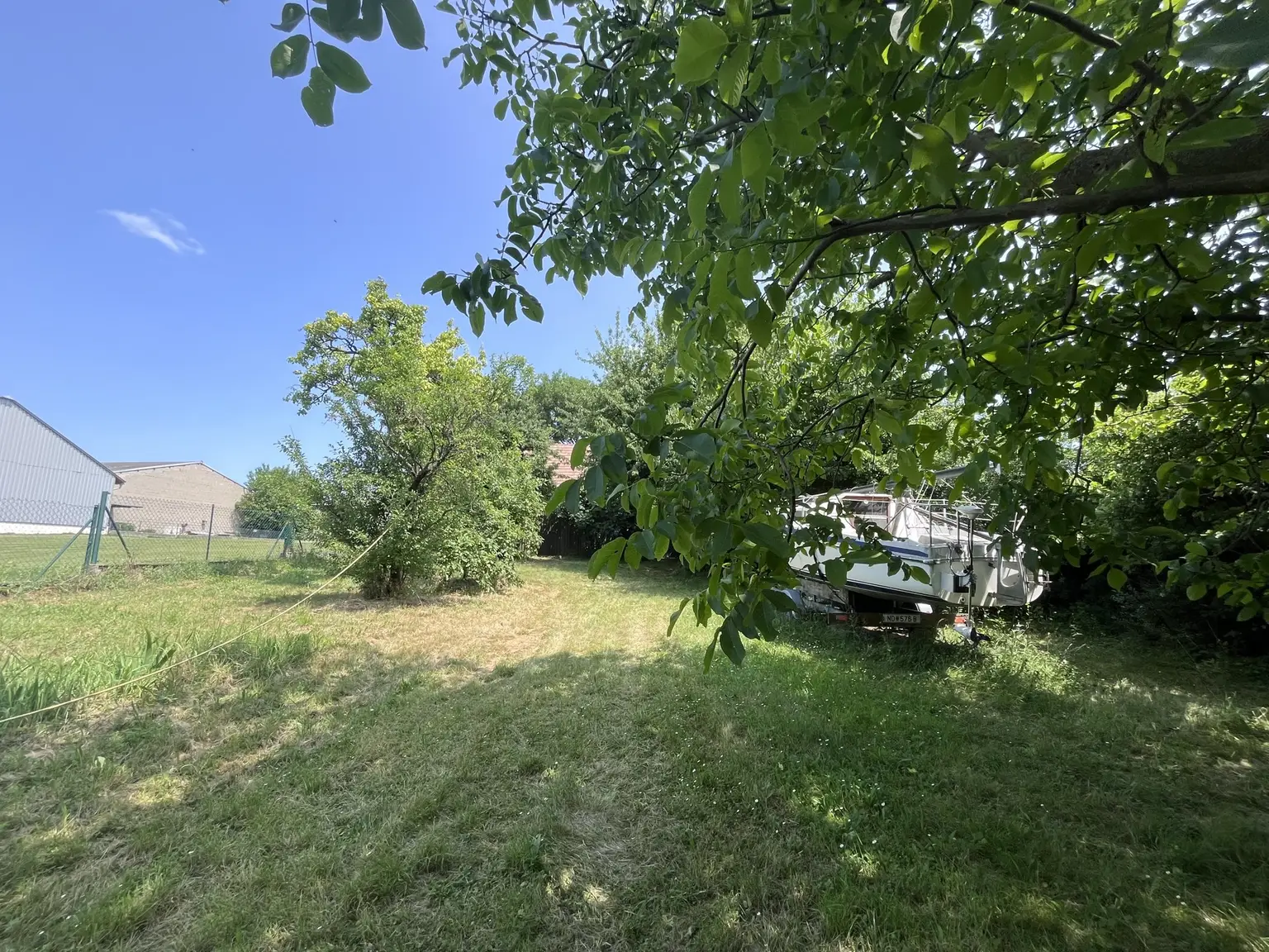 Grundstück mit Altbestand