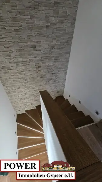 sofort zu beziehen ! Großzügiges, gemütliches Top Ausgestattetes Eckreihenhaus