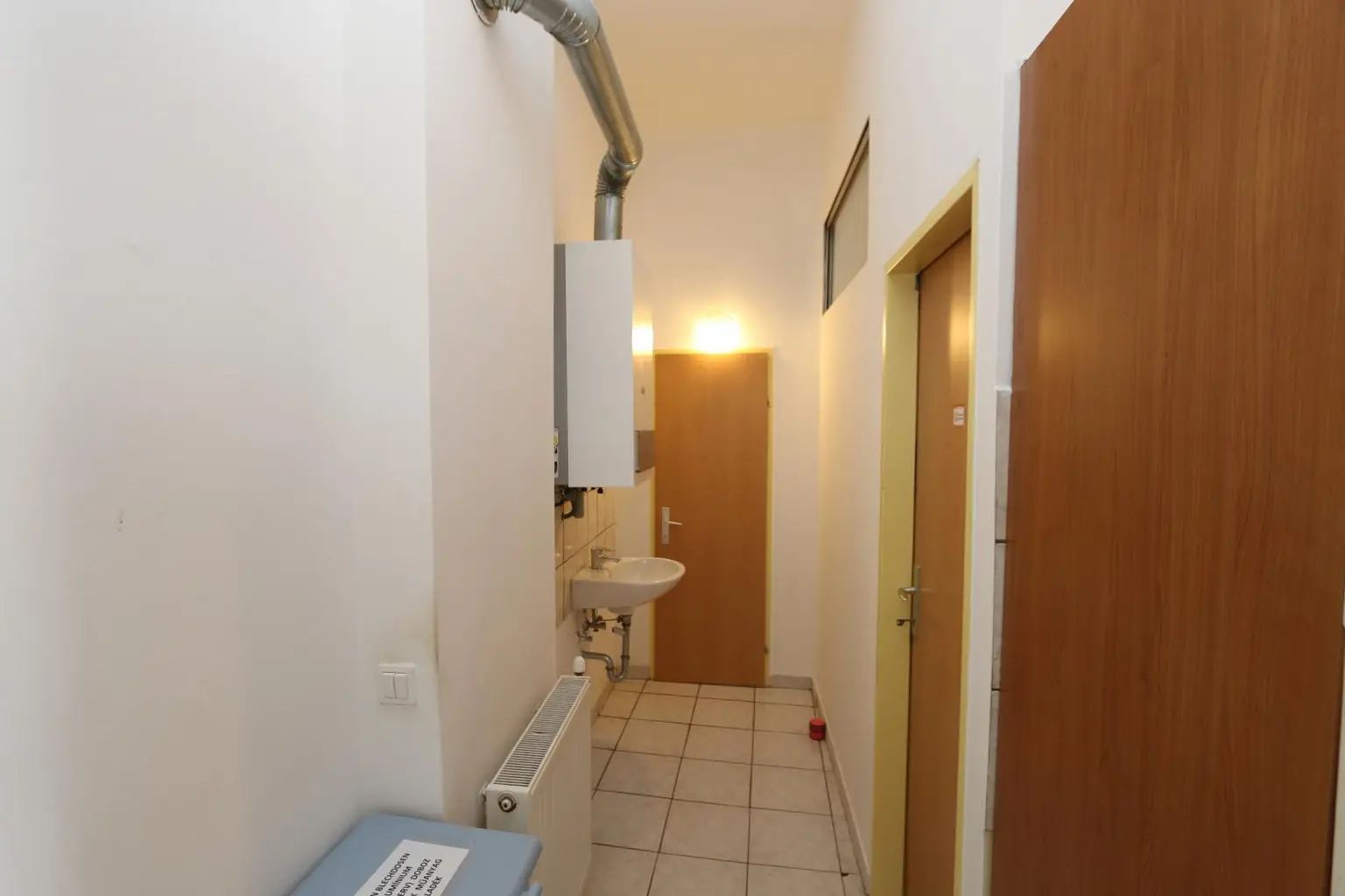 Top 3 Flur, Waschbecken