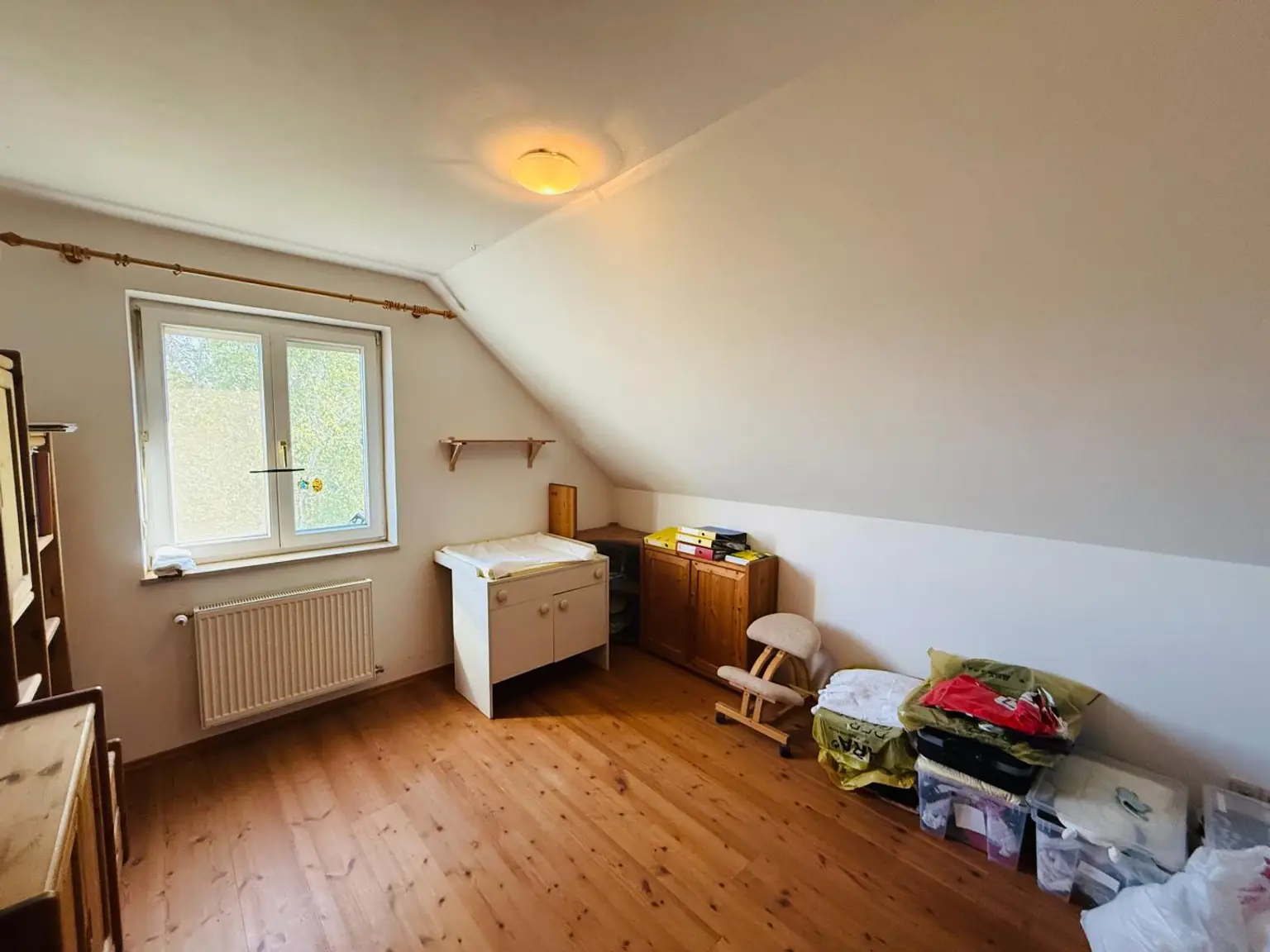 OG 1. Wohneinheit Zimmer 2.
