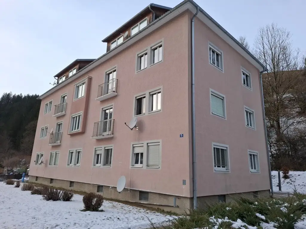 Unmöblierte 3-Zimmer-Altbauwohnung im Halbstock in Thörl nahe Kapfenberg zu mieten !