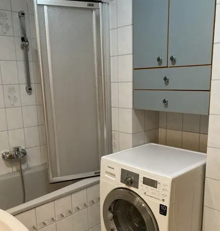 Sehr gepflegte und barrierefreie 4-Zimmer Eigentumswohnung in zentraler, ruhiger Wohnlage mit Grünblick. Empfehlenswert!