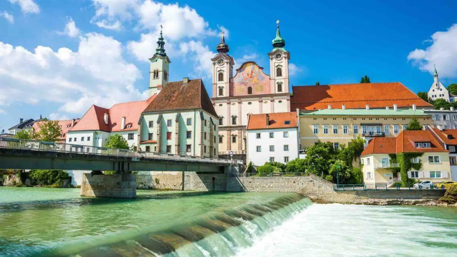Großzügige Stadtwohnung inkl. Einbauküche - Top 04