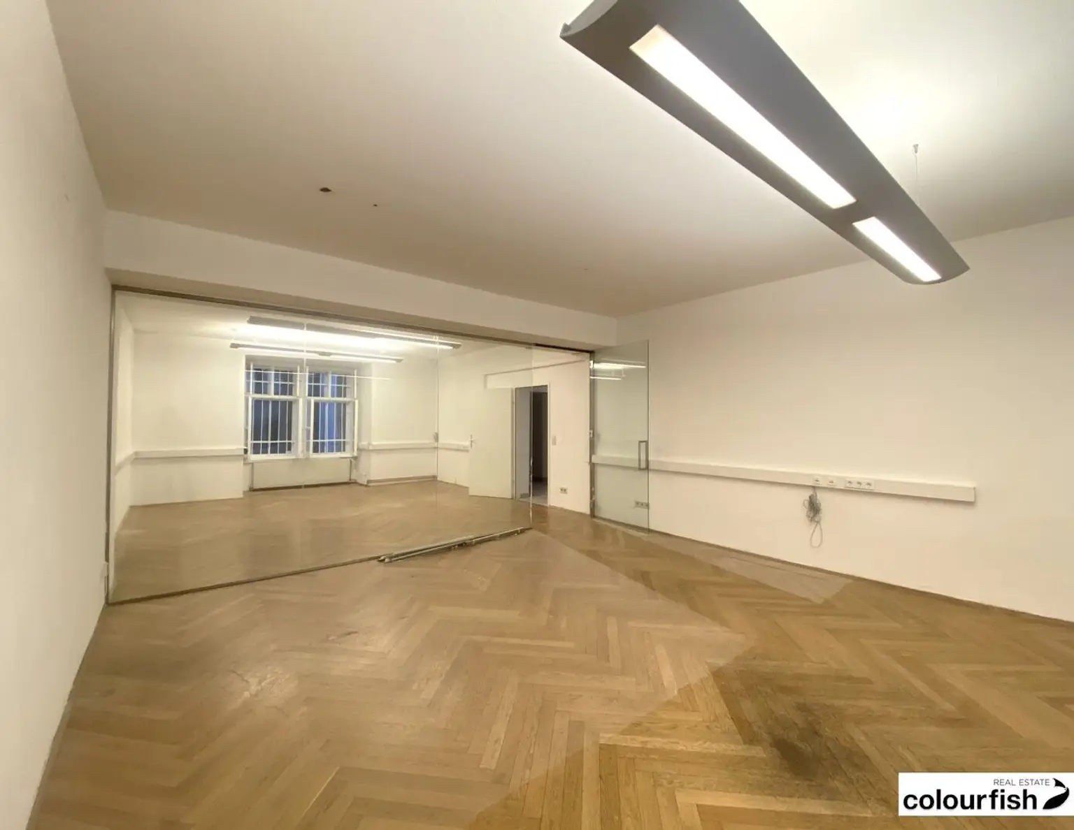 Büro in hübschem Altbau