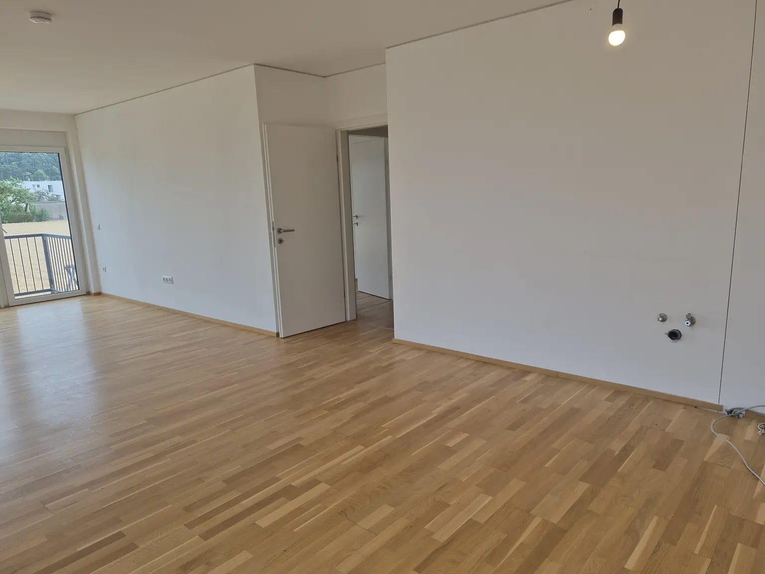 Neubau: Südostseitige ca. 76 m² 3-Zimmer-Wohnung mit Balkon