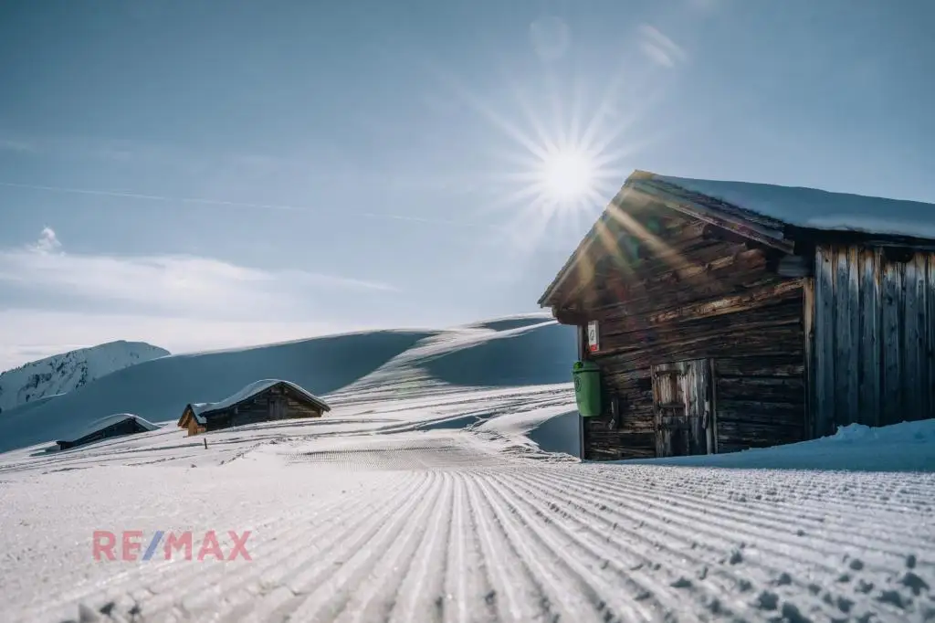 1.792 m² Baugrundstück mit Freizeitparadies direkt vor der Tür